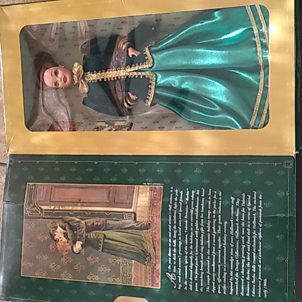 Yuletide Romance Vintage Barbie (1996)